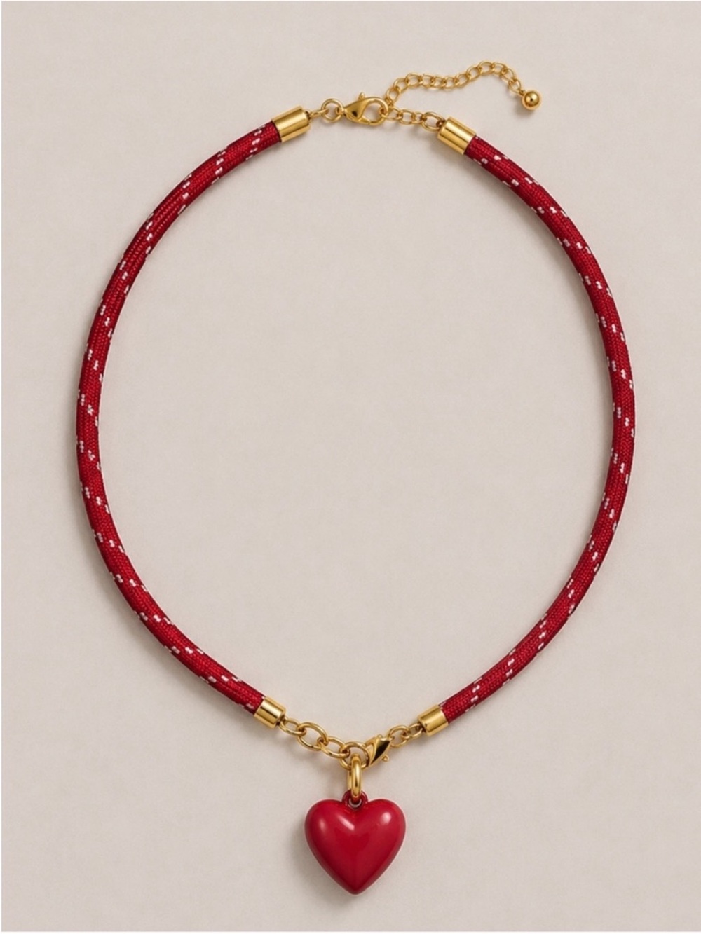 New! Red Cord Heart Pendant Women’s Jewelry Necklace NWOT